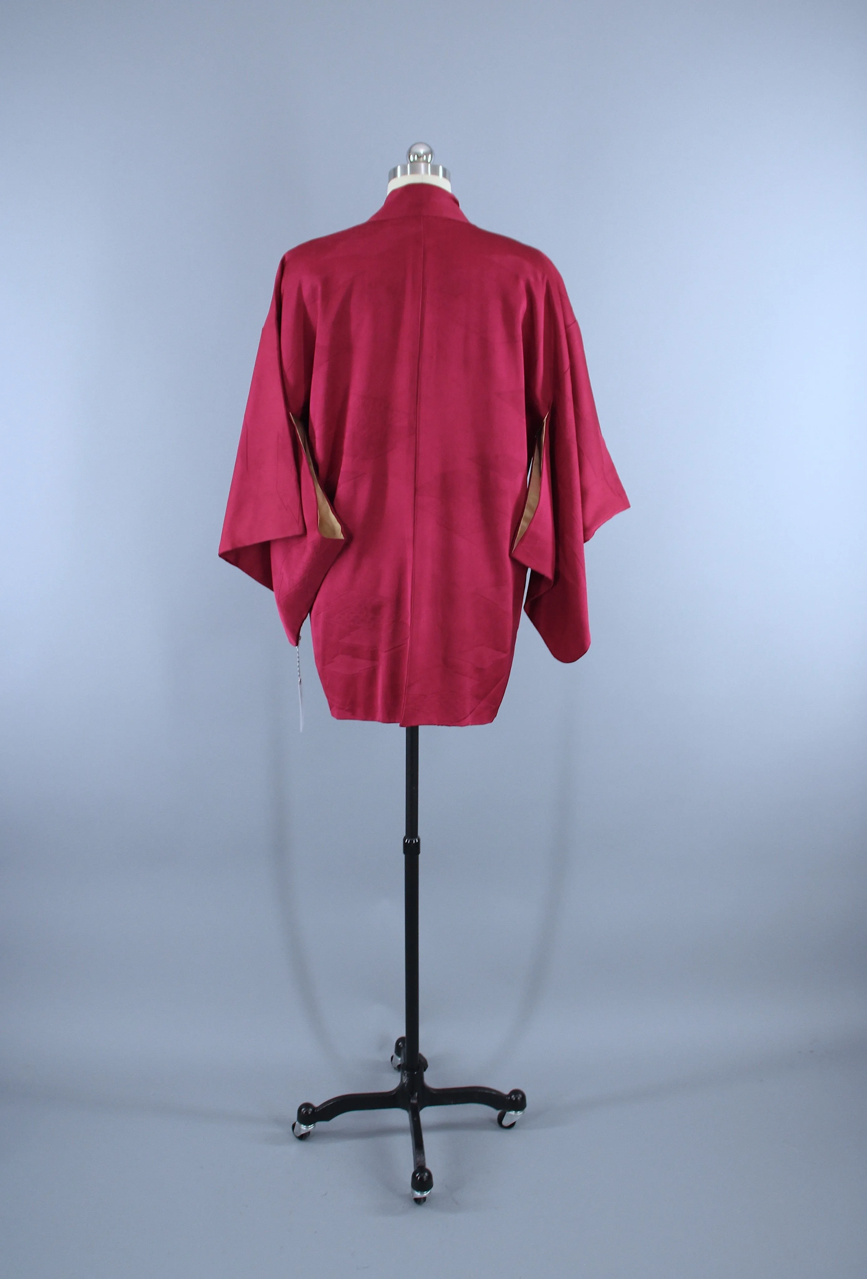 1950s Vintage Silk Haori Kimono Jacket Cardigan / Cranberry Maroon Red