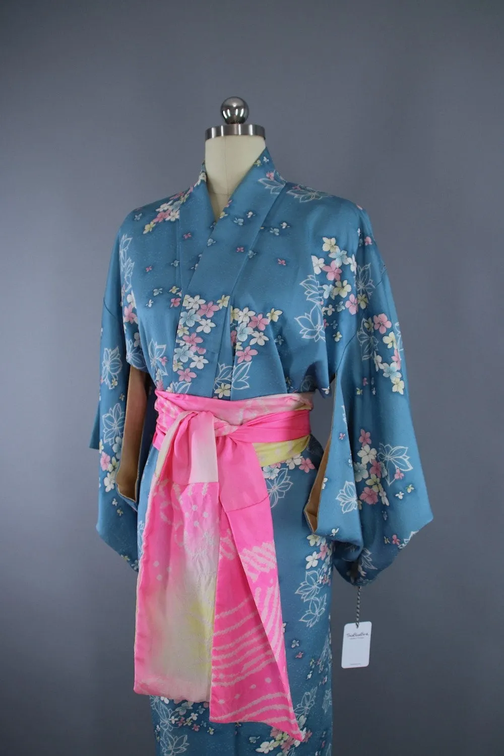 1950s Vintage Silk Kimono Robe / Blue & Pink Floral Print