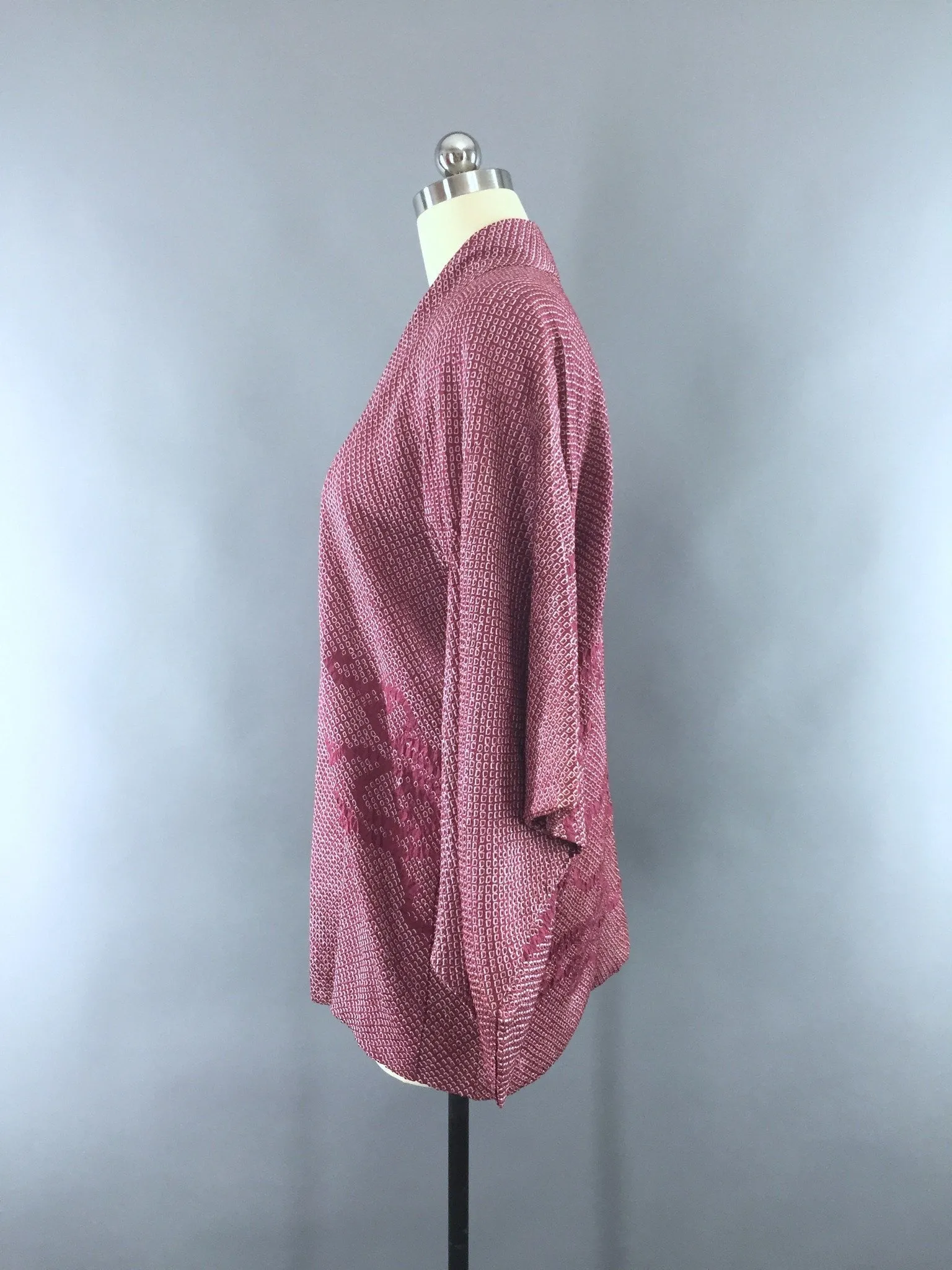 1950s Vintage Vintage Silk Haori Kimono Jacket Cardigan in Magenta Purple Shibori