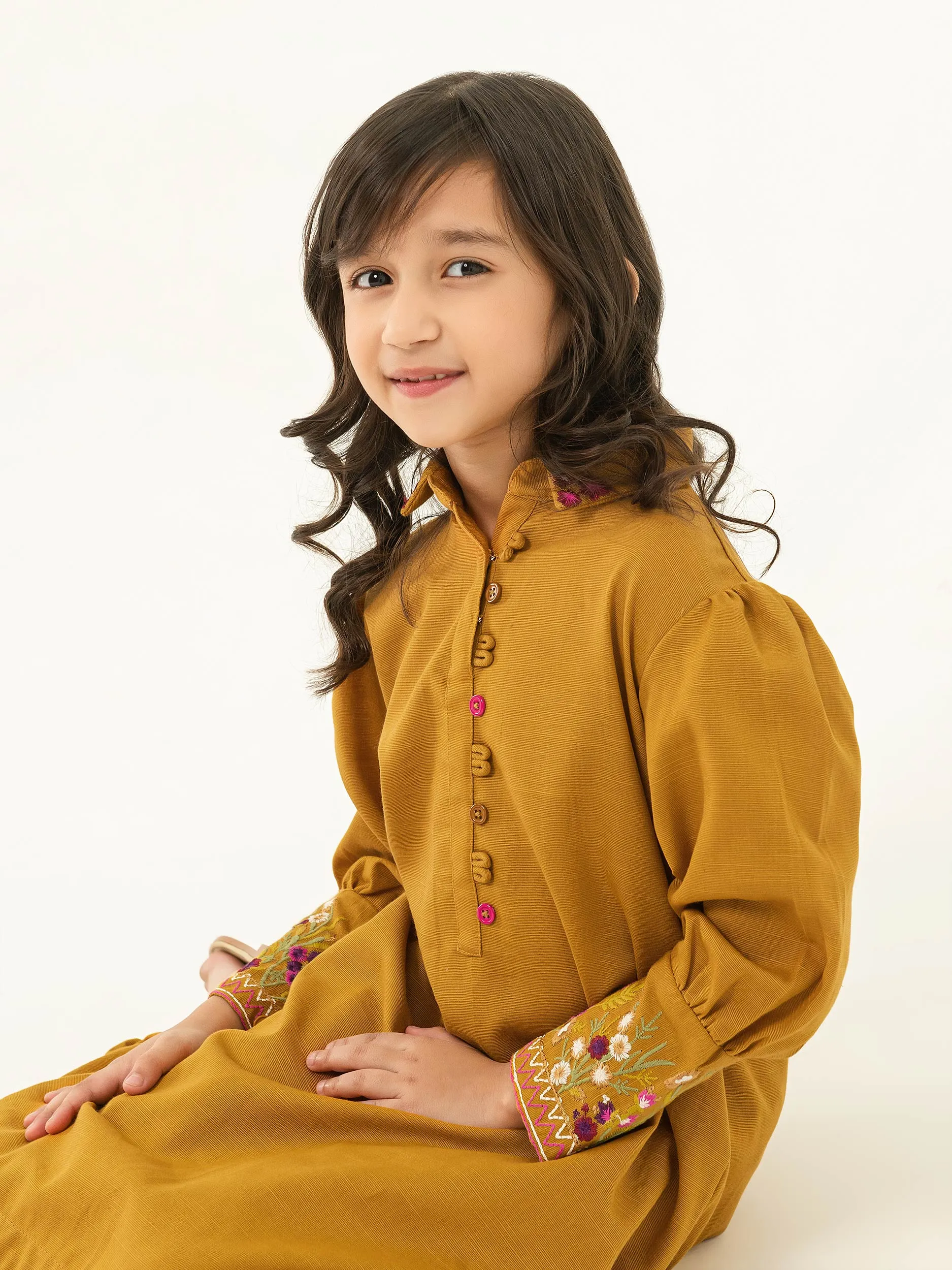 2 Piece Khaddar Suit-Embroidered (Pret)