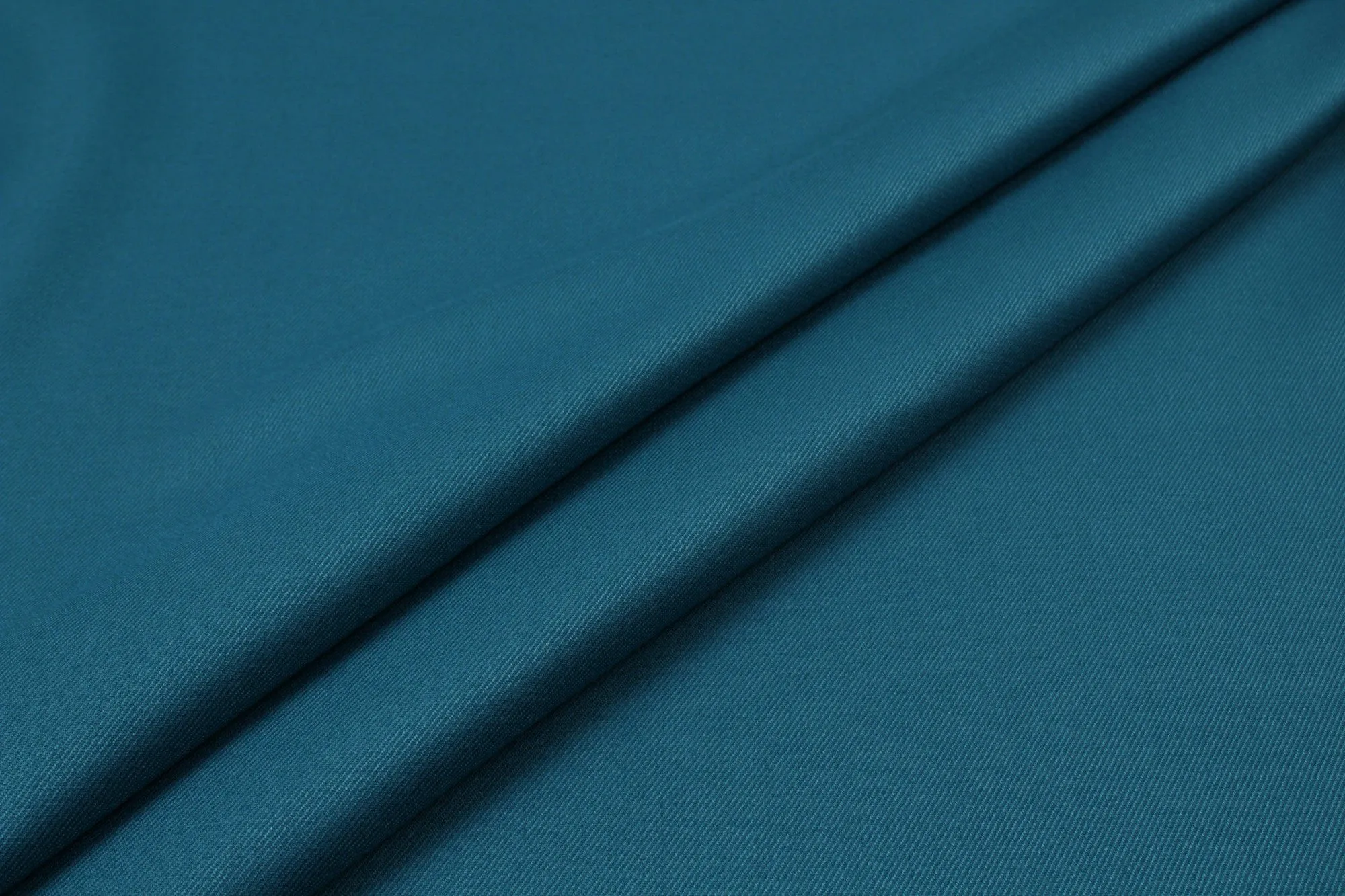 6 Mts Roll - Bamboo Twill for Trousers - Stretch (Petrol Blue) - OFFER: 12,10€/MT