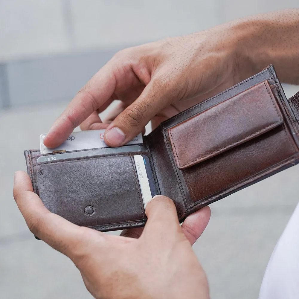 BIFOLD WALLET WITH COIN AND TAB CLOSURE