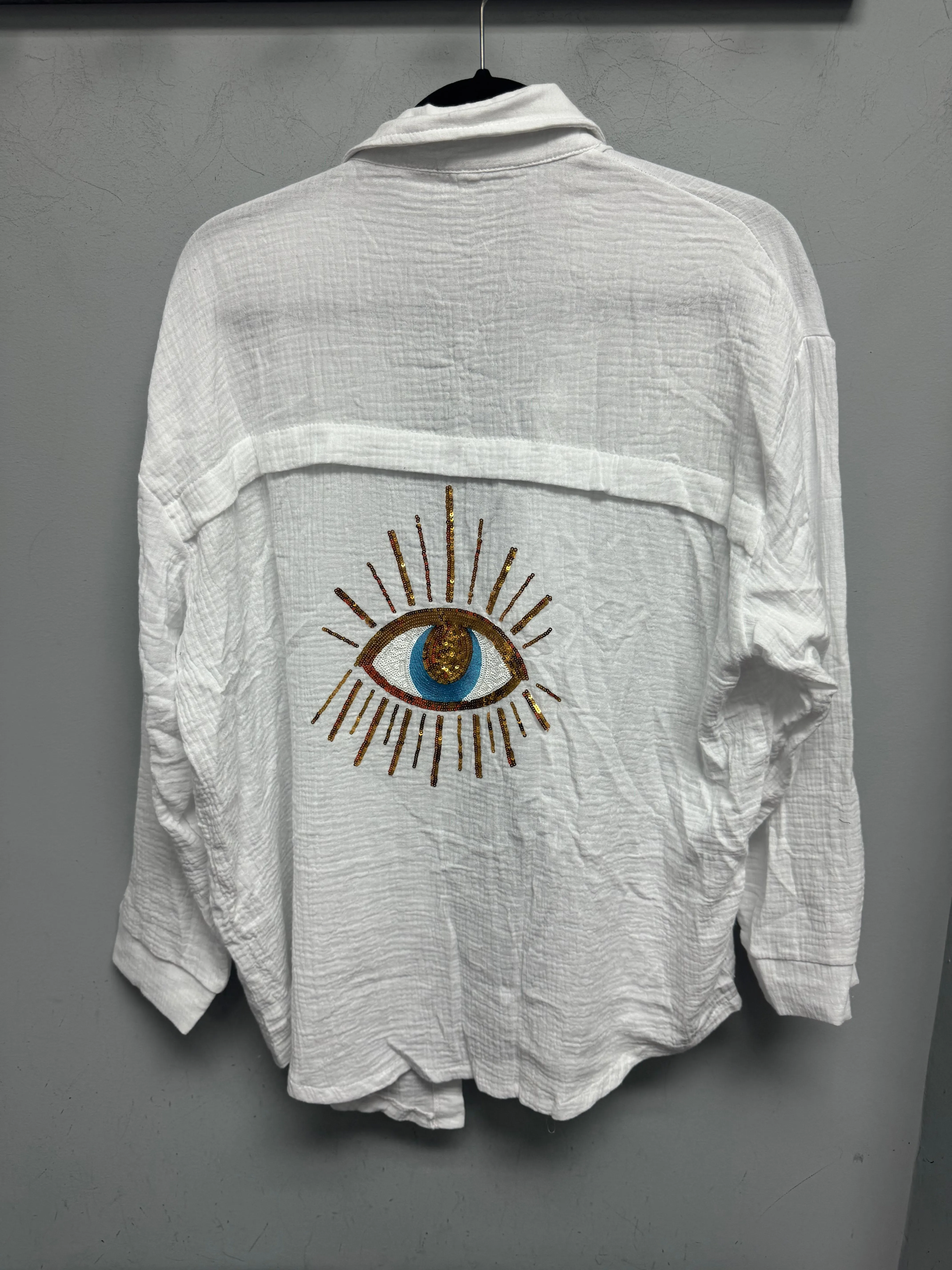 Gauze Button Down Shirt With Sequin Evil Eye Détail on Back - Assorted Colors