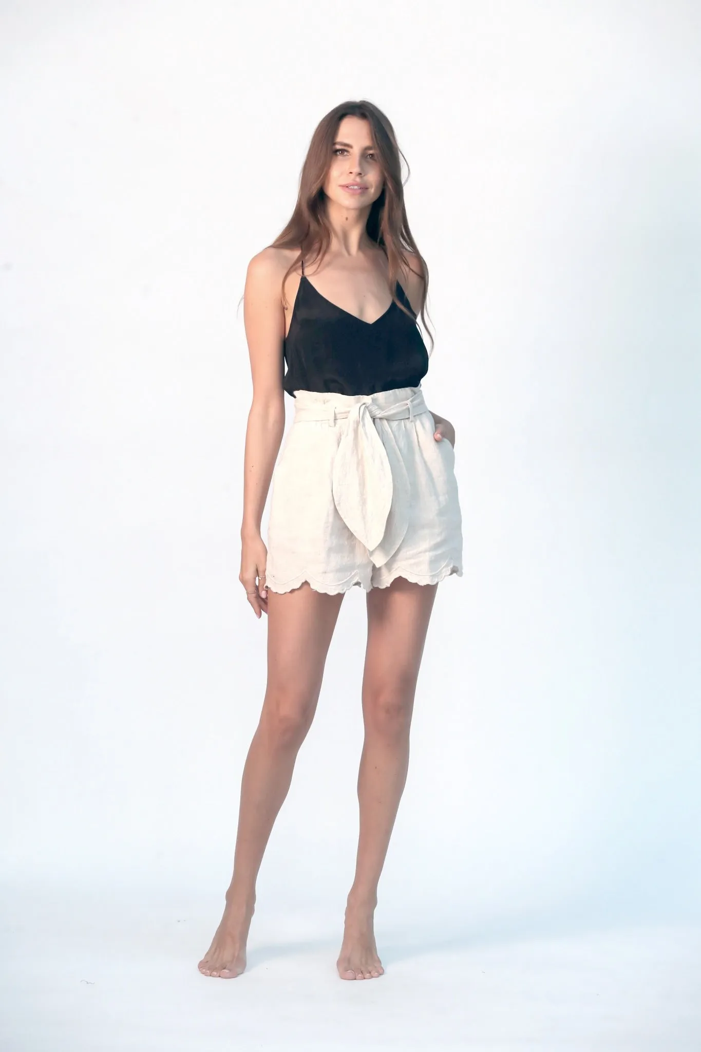 GOLDEN HOUR - EMBROIDERED LINEN SHORTS