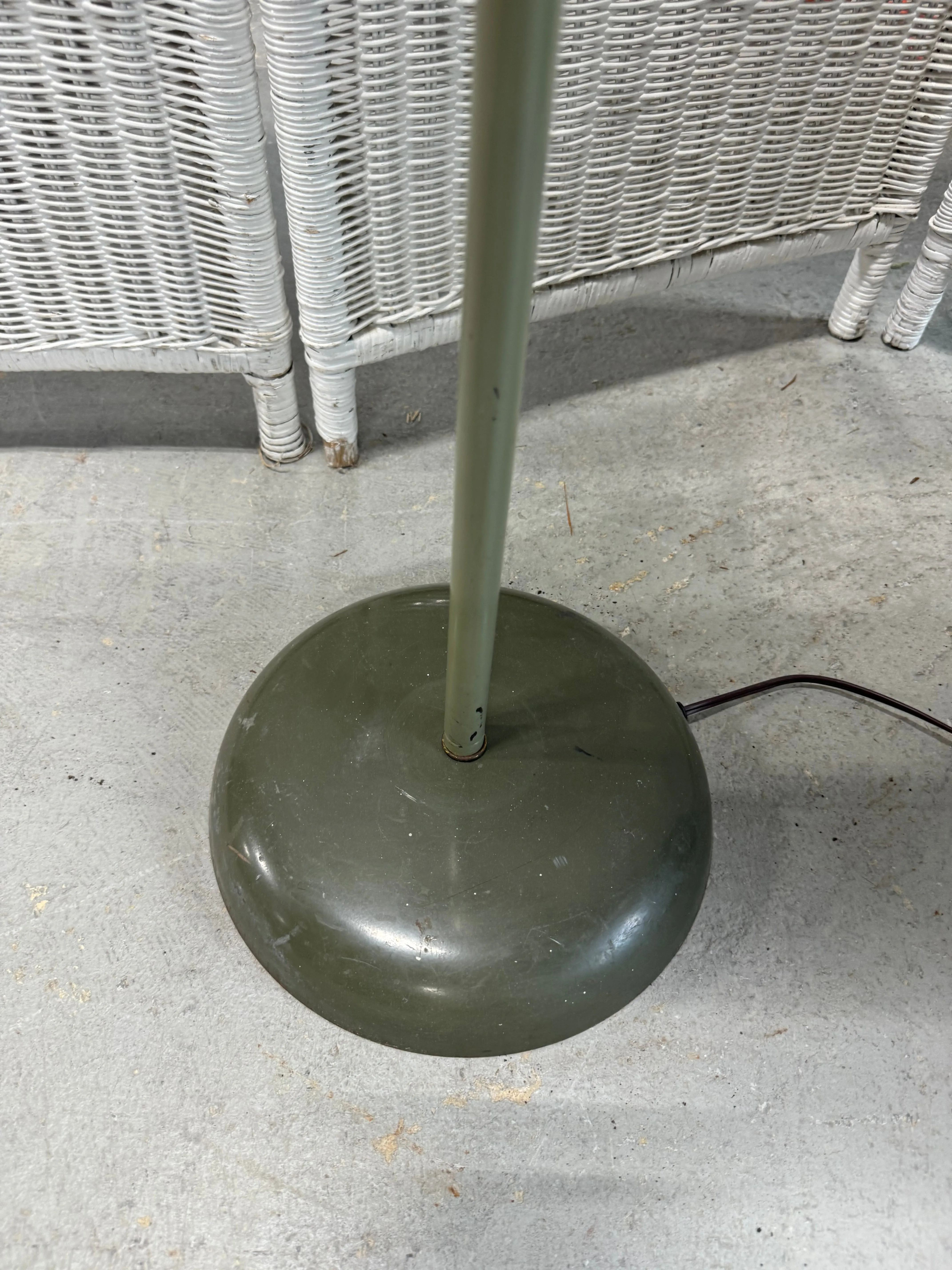 Lightweight Green Metal Vintage Floor Lamp